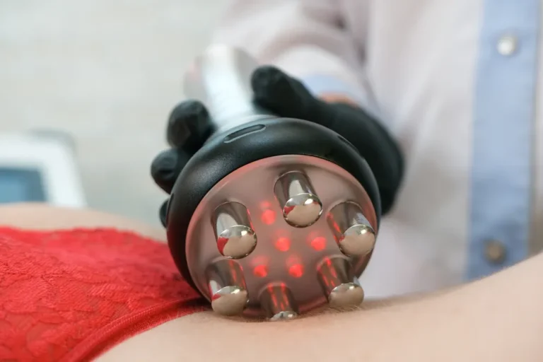 لیفت سینه با دستگاه اگزیمیا: روشی نوین و غیرتهاجمی